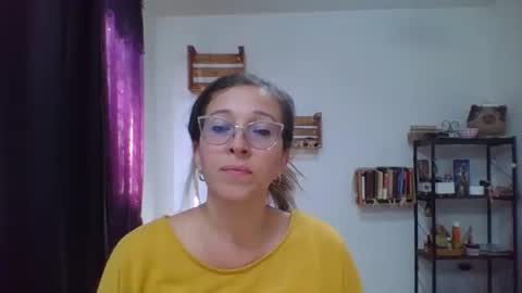 charlott online show from December 3, 6:54 pm