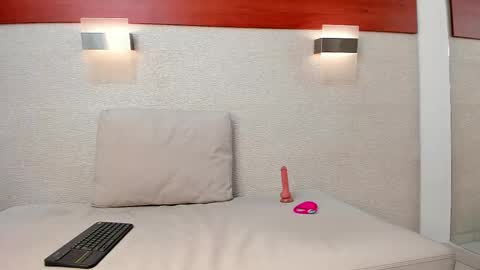 Charlotte colee online show from January 15, 12:11 pm