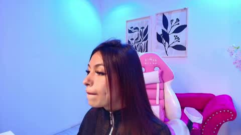 Charlotte online show from April 13, 11:11 am