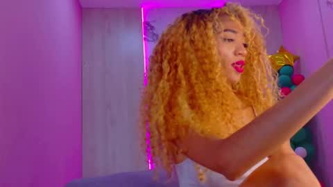 CHARLOTTE online show from December 21, 4:22 pm