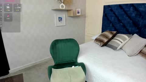 Charlotte Mayers online show from October 15, 12:19 pm