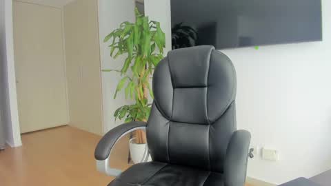 Yuli online show from January 26, 5:02 pm