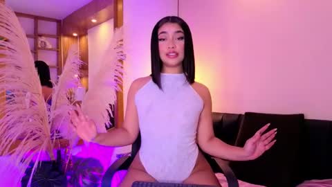 Charlote online show from April 23, 2:52 am