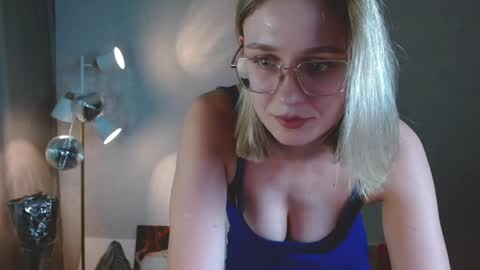 Michelle  online show from April 7, 6:37 am