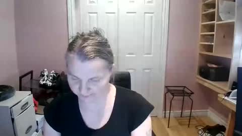 chealsiek online show from February 25, 9:13 pm