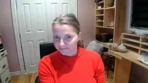 chealsiek online show from December 18, 10:14 pm