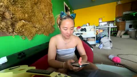 chellybear101 online show from May 21, 8:18 pm