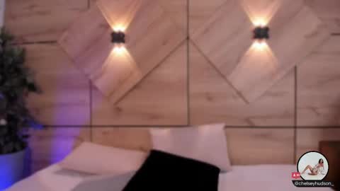 chelsey_hudson online show from March 8, 11:45 am