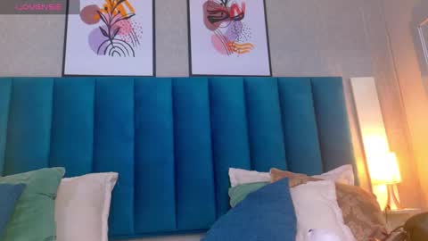   online show from March 11, 6:41 pm