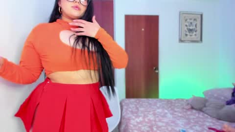 cherries_and_wine_ online show from January 9, 8:01 pm