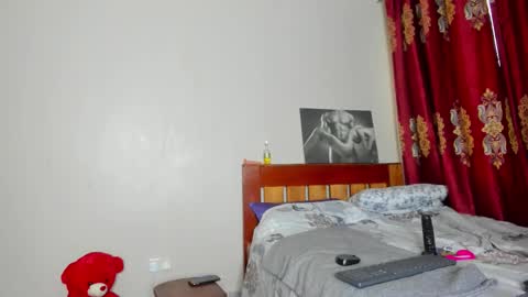 cherry_falls online show from September 22, 4:44 am