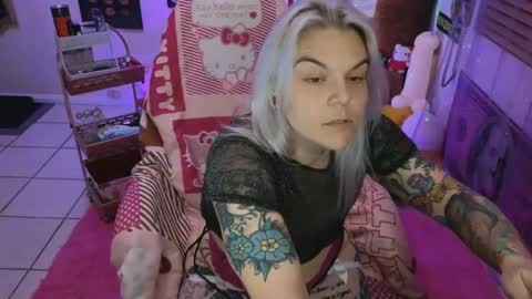 CherryBombBomb online show from February 7, 6:03 am