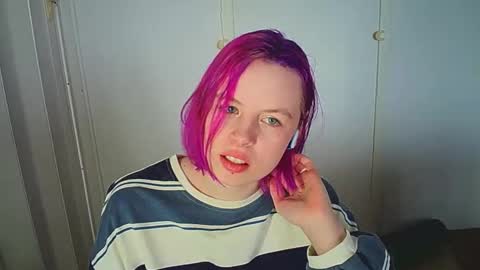 cherrybaby_0 online show from February 14, 7:54 am