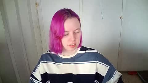 cherrybaby_0 online show from February 22, 8:04 am