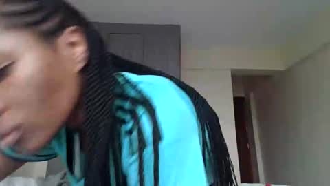 Cherryblossom2002 online show from October 22, 11:15 am