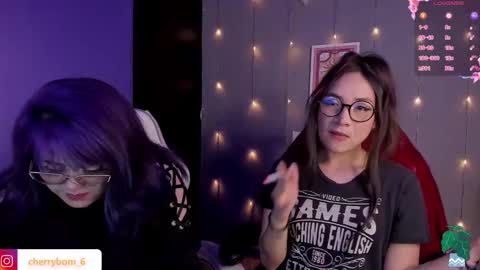  dayis independent model  online show from February 5, 5:09 am