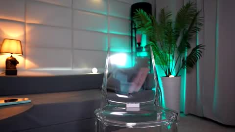 Julia online show from November 7, 4:07 am