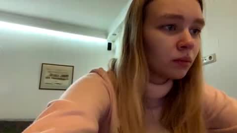 Lei online show from March 16, 7:23 am