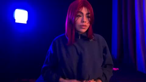 cherrylola_l7 online show from June 10, 8:57 am