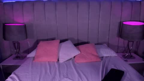   online show from October 7, 4:17 am