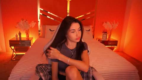 cherryylulu online show from October 13, 7:33 am