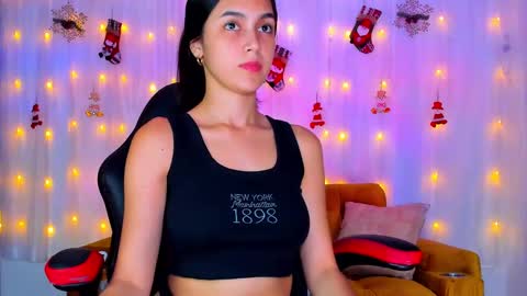 Cheryl online show from January 10, 7:43 pm