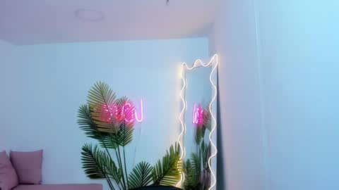 Chiara  online show from January 18, 7:15 pm