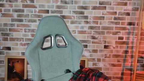 Bella online show from December 20, 9:57 am