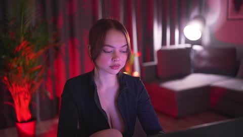 chillwithstacy online show from January 31, 10:42 pm