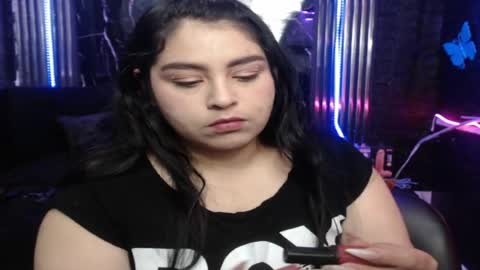 chloe_smith5 online show from April 8, 1:46 pm