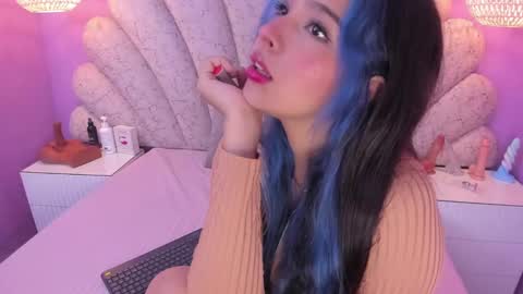   online show from February 8, 7:49 pm