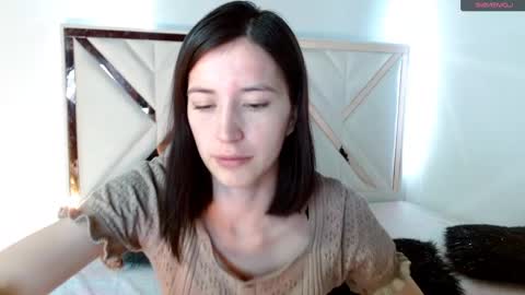 Chloe online show from February 13, 1:15 pm