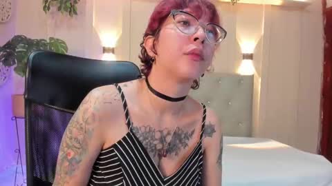 Chloe rosse online show from March 8, 1:26 am