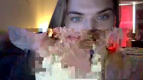 Chloe Lane online show from September 24, 6:29 pm