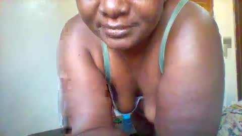 chocobabe002 online show from September 20, 6:01 am