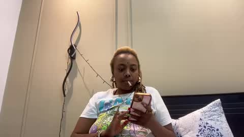 ChocolateCakeQueen online show from December 31, 12:21 am