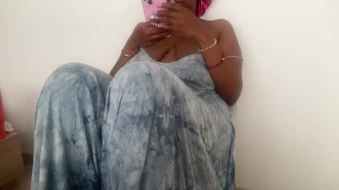 ChocolateCakeQueen online show from June 16, 1:56 pm