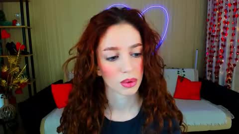 christinaconteeree online show from March 23, 3:45 am