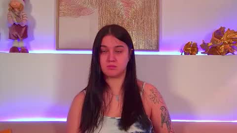 Christina online show from December 22, 6:33 pm