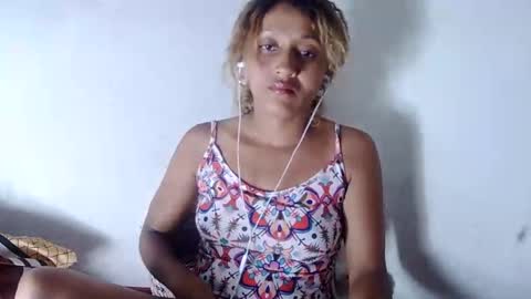 christine213 online show from February 1, 11:54 am