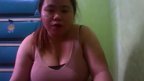chubbybigtits_01 online show from October 17, 6:05 am