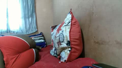 chubbybunnsv online show from February 25, 7:07 am