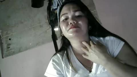 cindy_hot23 online show from December 12, 8:25 am