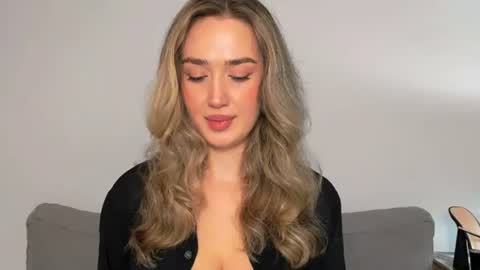 cindyprettywomen online show from October 8, 3:27 pm