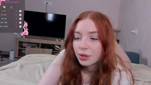 Maddy online show from December 16, 6:49 pm