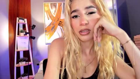 Cintia online show from September 11, 1:55 pm