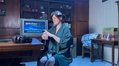 Claire Moulin online show from June 3, 8:25 pm