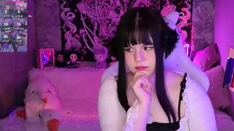 Claire Faers online show from November 25, 7:58 pm