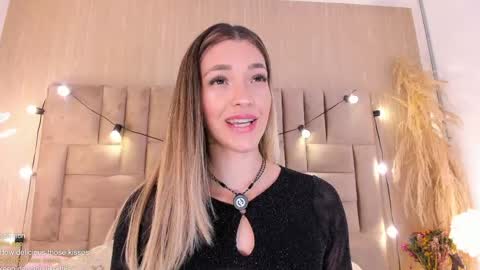 Clara del mar online show from April 1, 10:49 am