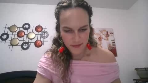 claralafontaine online show from December 20, 10:36 pm